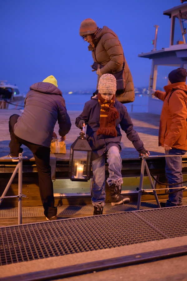 251214 Friedenslicht ZH CRE 2275