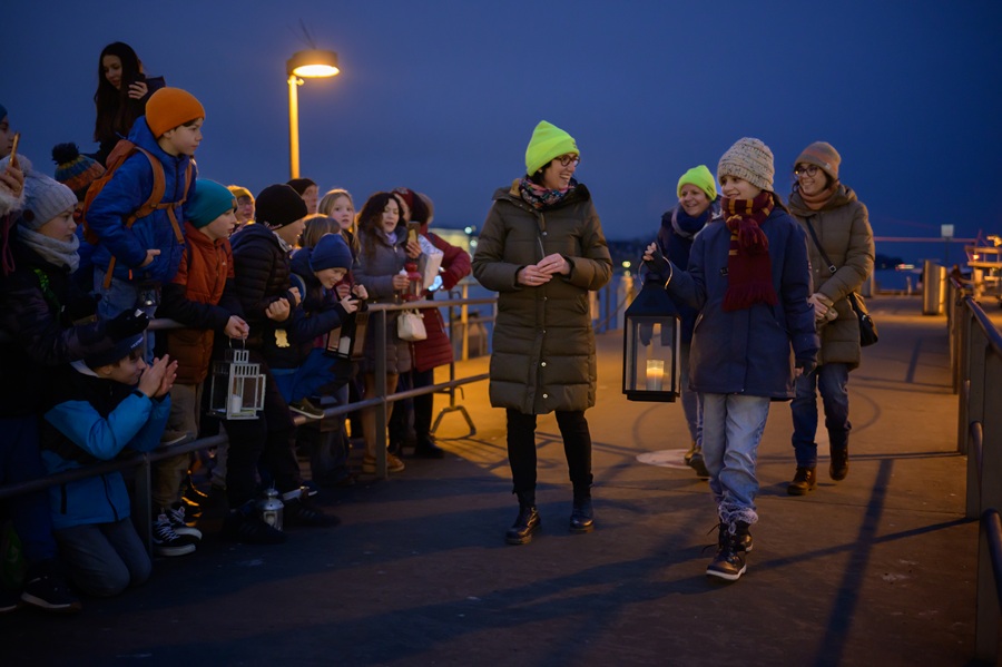 251214 Friedenslicht ZH CRE 2301