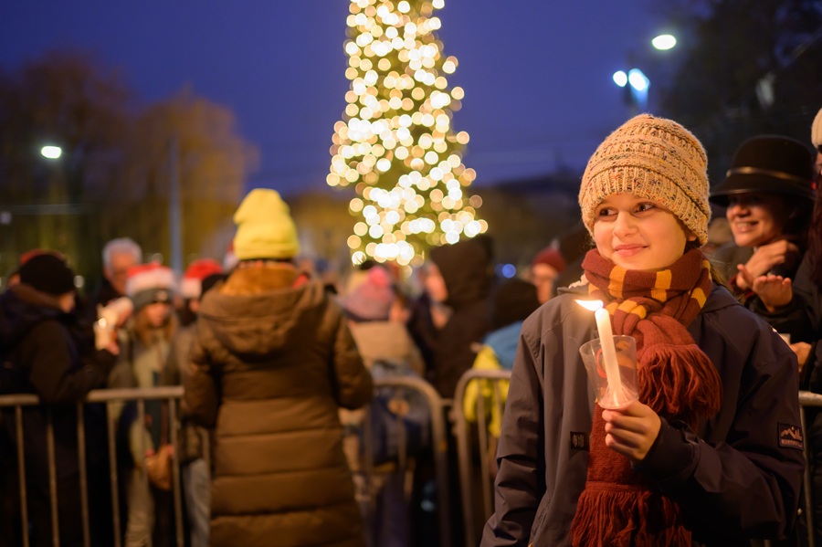 251214 Friedenslicht ZH CRE 2360